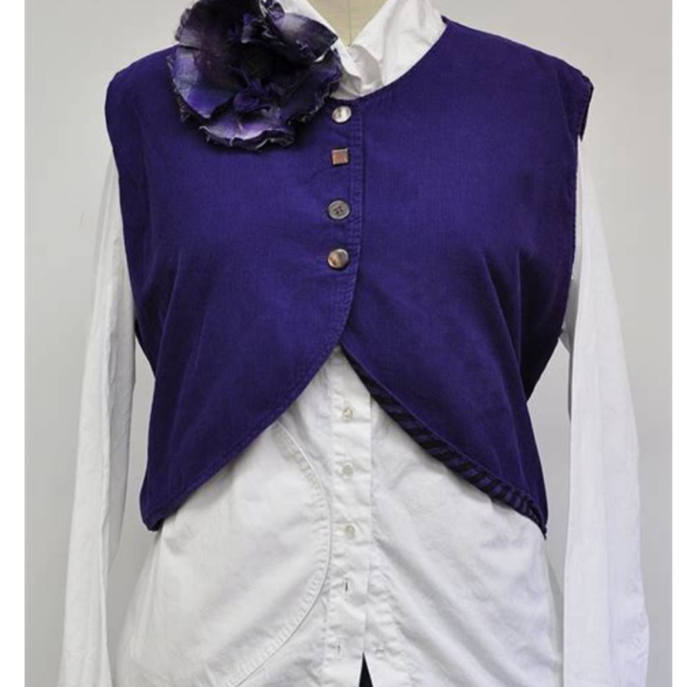 Krista Larson Cropped Vest with Button Front